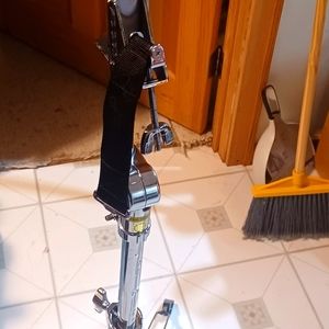 LP M245 straplock bongo stand in very good condition,size 6"× 31" x6",6,durable.